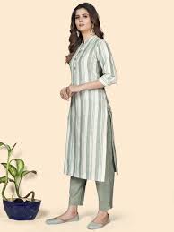 straight kurti